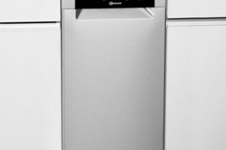Bauknecht Unterbaugeschirrspüler BK4UC11BS7A0X ActiveDry in Silber
