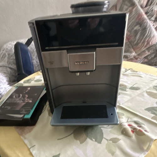 Siemens EQ6 plus s500 Kaffeevollautomat Kaffeemaschine