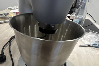 Bosch MUM5 Küchenmaschine mit Edelstahl-Rührschüssel &