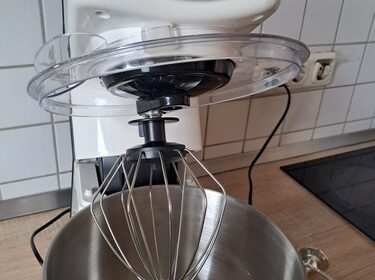 OSTBA Küchenmaschine weiß mit Edelstahlschüssel, Spritzschutz