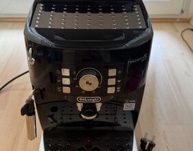 DELONGHI Magnifica S Kaffeemaschine