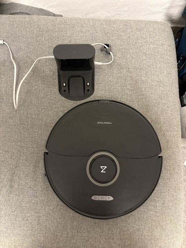 Roborock S8 Staubsaugerroboter mit Ladestation &